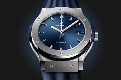 Classic Fusion Titanium Blue 45 mm .